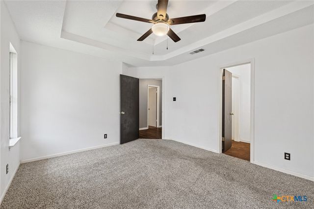 1008 Woodshadows Drive, Harker Heights, TX 76548