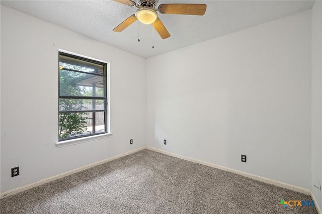 1008 Woodshadows Drive, Harker Heights, TX 76548