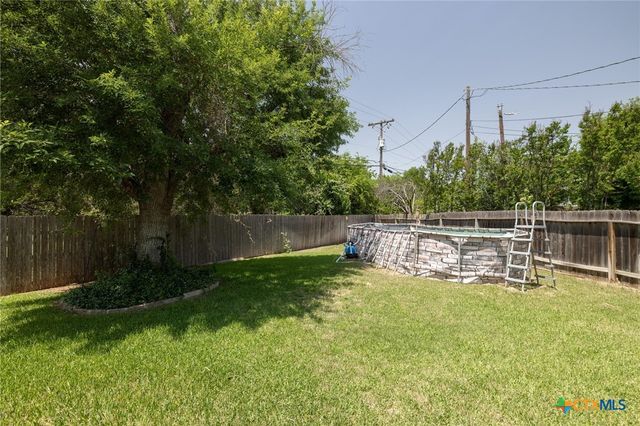 1008 Woodshadows Drive, Harker Heights, TX 76548