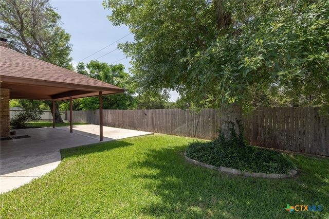 1008 Woodshadows Drive, Harker Heights, TX 76548