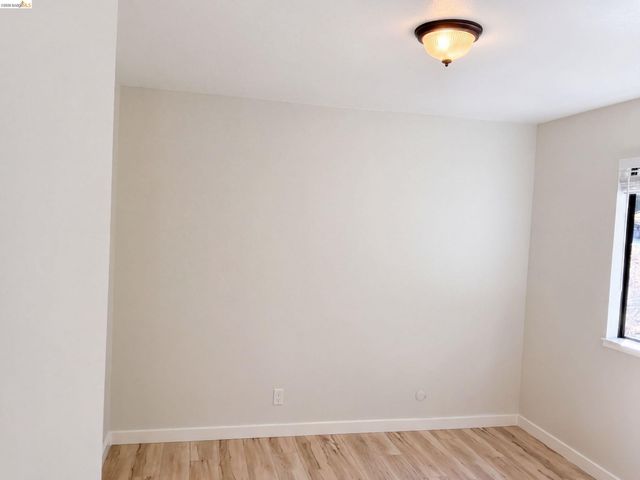 2281 Yale St, Martinez, CA 94553