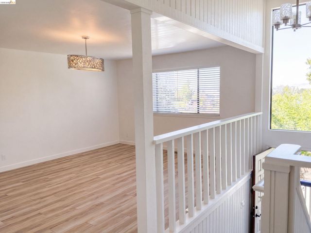 2281 Yale St, Martinez, CA 94553
