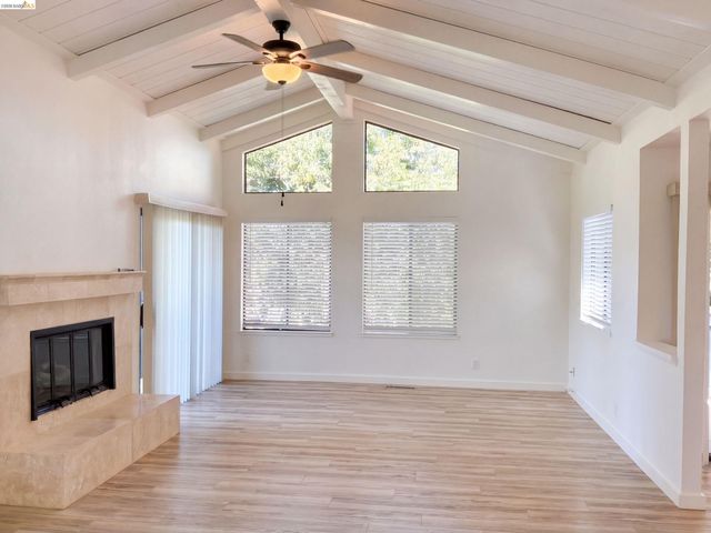 2281 Yale St, Martinez, CA 94553