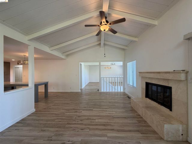 2281 Yale St, Martinez, CA 94553