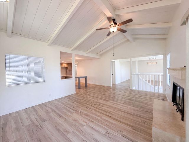 2281 Yale St, Martinez, CA 94553