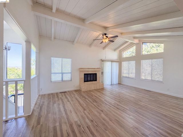 2281 Yale St, Martinez, CA 94553