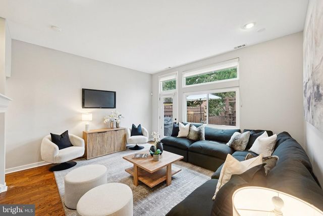 816 N NEWKIRK ST, Philadelphia, PA 19130