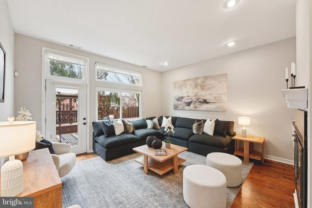 816 N NEWKIRK ST, Philadelphia, PA 19130