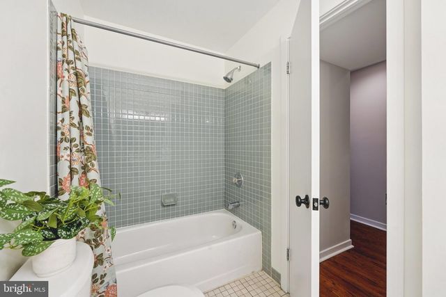 816 N NEWKIRK ST, Philadelphia, PA 19130