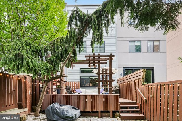 816 N NEWKIRK ST, Philadelphia, PA 19130