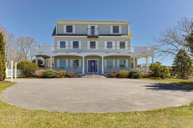 12 Groveland Street, Buzzards Bay, MA 02532