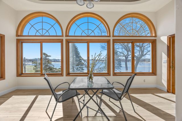 12 Groveland Street, Buzzards Bay, MA 02532