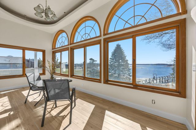 12 Groveland Street, Buzzards Bay, MA 02532