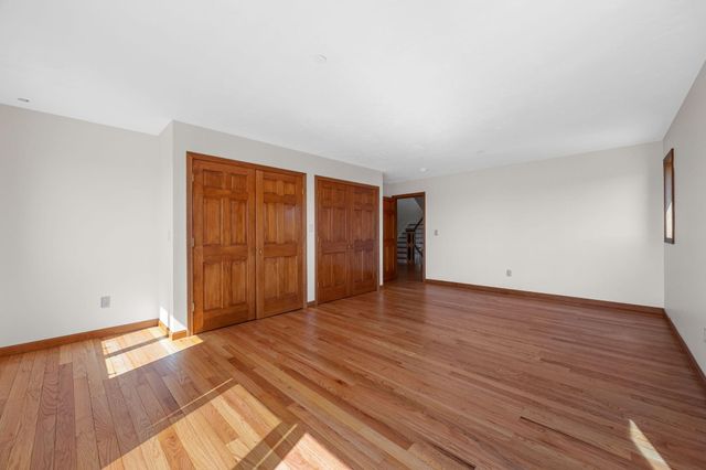 12 Groveland Street, Buzzards Bay, MA 02532