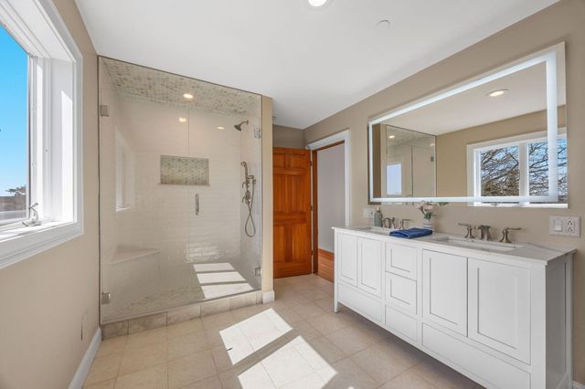 12 Groveland Street, Buzzards Bay, MA 02532