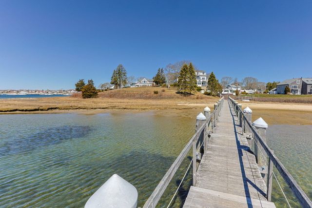 12 Groveland Street, Buzzards Bay, MA 02532