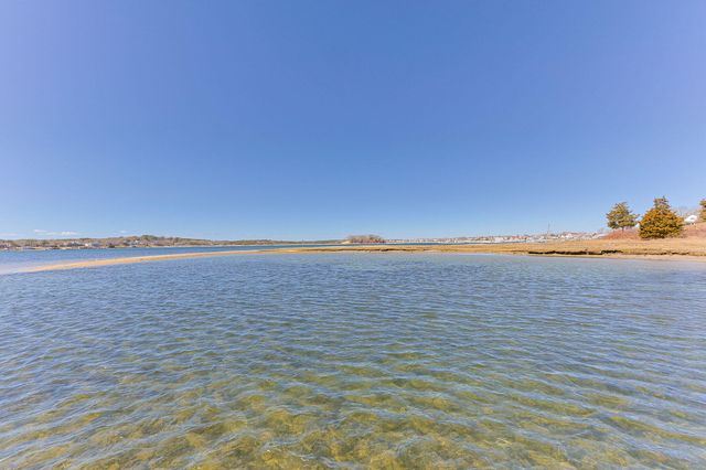 12 Groveland Street, Buzzards Bay, MA 02532