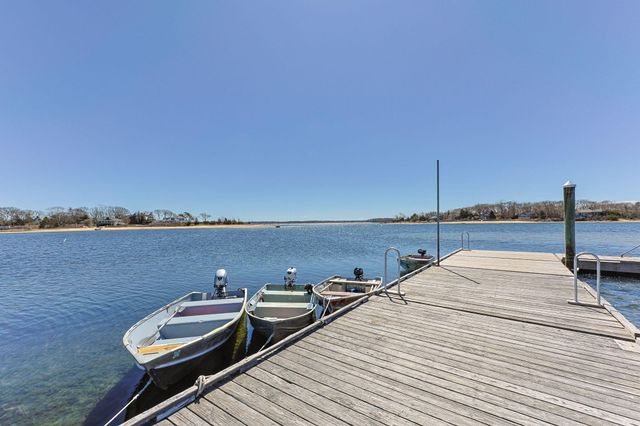 12 Groveland Street, Buzzards Bay, MA 02532