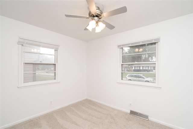 825 SE 4th Street, Ankeny, IA 50021