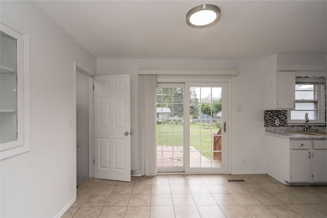 825 SE 4th Street, Ankeny, IA 50021
