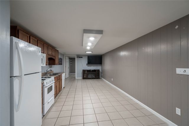 825 SE 4th Street, Ankeny, IA 50021