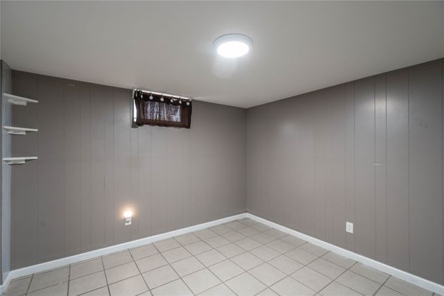 825 SE 4th Street, Ankeny, IA 50021