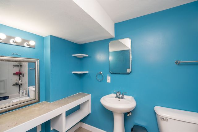 825 SE 4th Street, Ankeny, IA 50021