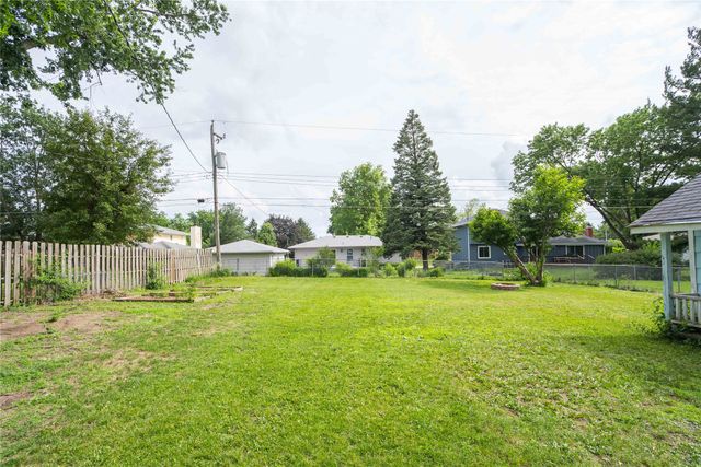 825 SE 4th Street, Ankeny, IA 50021