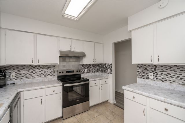 825 SE 4th Street, Ankeny, IA 50021