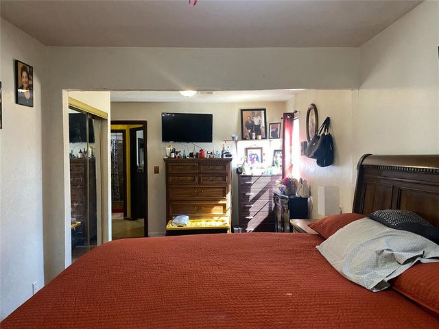6112 NW 55th Street, Warr Acres, OK 73122