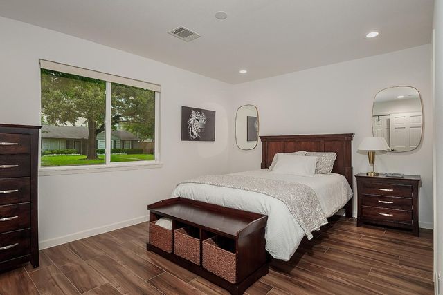 4007 Markham Street, Houston, TX 77027