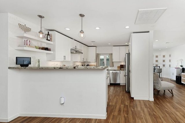 4007 Markham Street, Houston, TX 77027