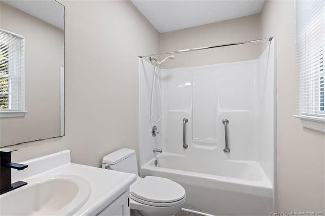 663 Daharan Drive, Fayetteville, NC 28314