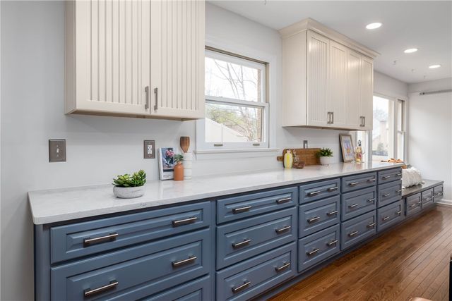 5542 Saddlebrook Dr, Bethel Park, PA 15102