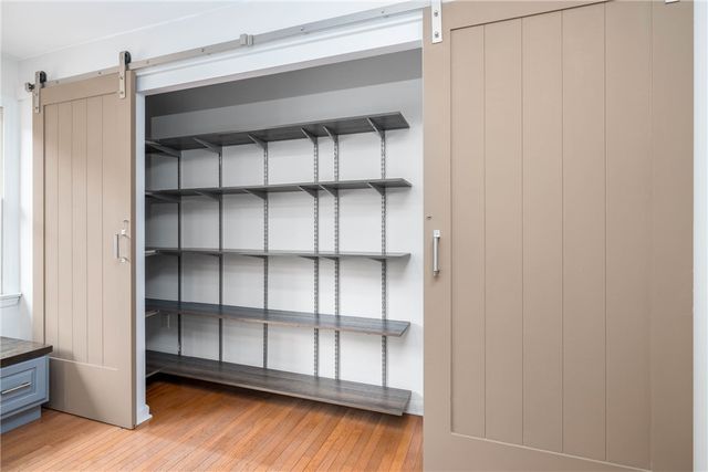 5542 Saddlebrook Dr, Bethel Park, PA 15102