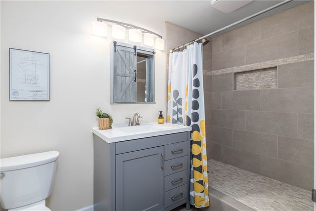 5542 Saddlebrook Dr, Bethel Park, PA 15102