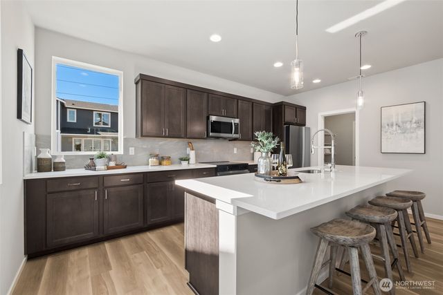 18517 SE 271st Place, Covington, WA 98042