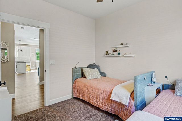 371 Golden Eagle St NW, Salem, OR 97304