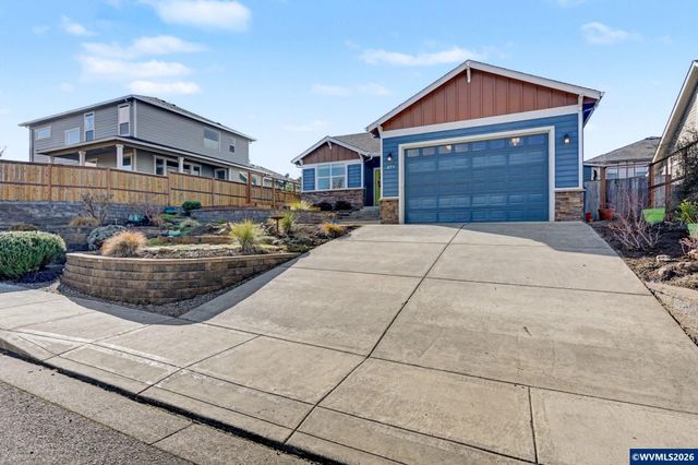 371 Golden Eagle St NW, Salem, OR 97304