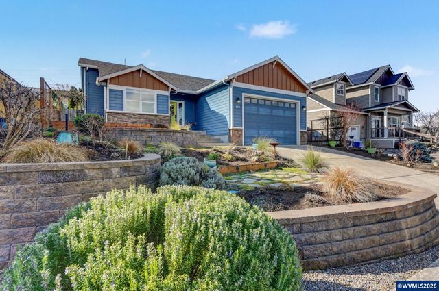 371 Golden Eagle St NW, Salem, OR 97304