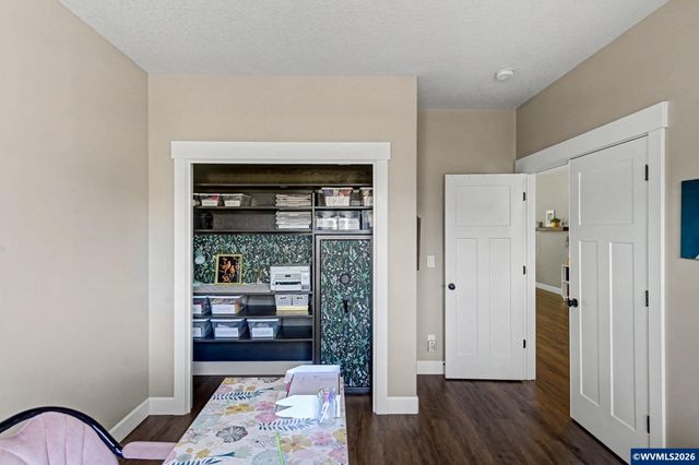 371 Golden Eagle St NW, Salem, OR 97304