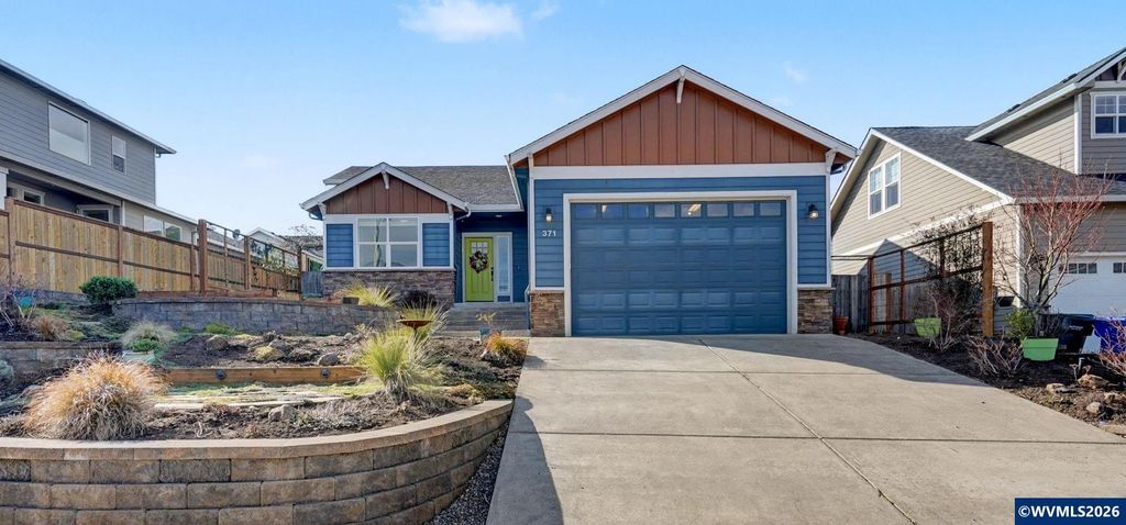 371 Golden Eagle St NW, Salem, OR 97304