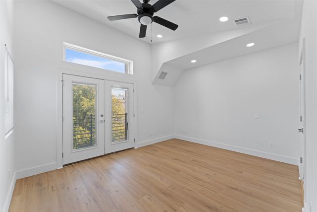 2513 Crossman Avenue, Dallas, TX 75212