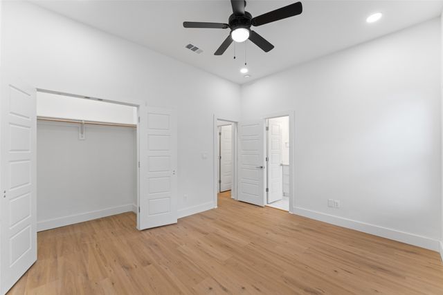 2513 Crossman Avenue, Dallas, TX 75212