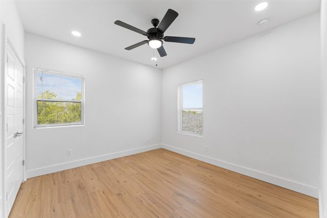 2513 Crossman Avenue, Dallas, TX 75212