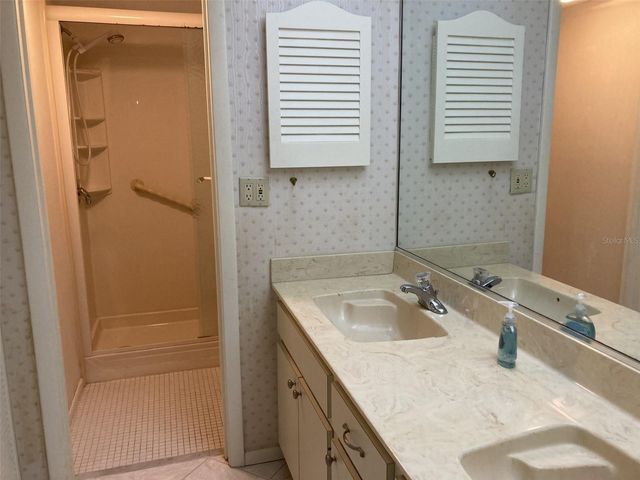 6114 43RD STREET W 101E, Bradenton, FL 34210