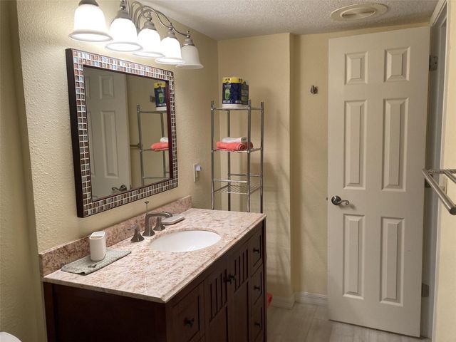 6114 43RD STREET W 101E, Bradenton, FL 34210