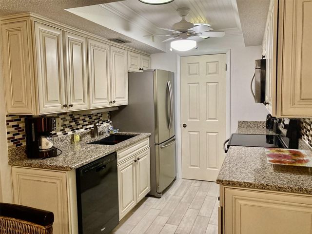 6114 43RD STREET W 101E, Bradenton, FL 34210