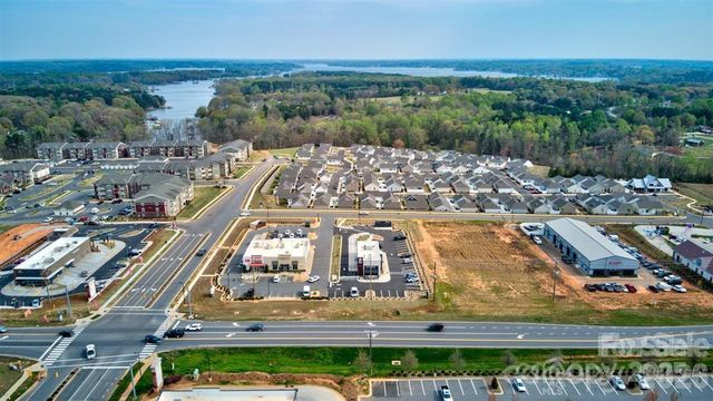 4279 Candlewood Drive, Sherrills Ford, NC 28673
