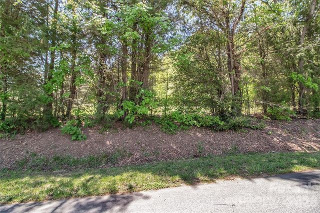 4279 Candlewood Drive, Sherrills Ford, NC 28673